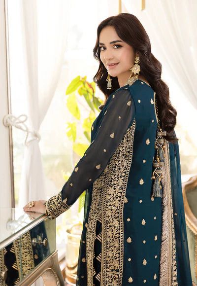 3 Piece Heavy Embroidered Chiffon Suit with Chiffon Dupatta – image 3 of 4