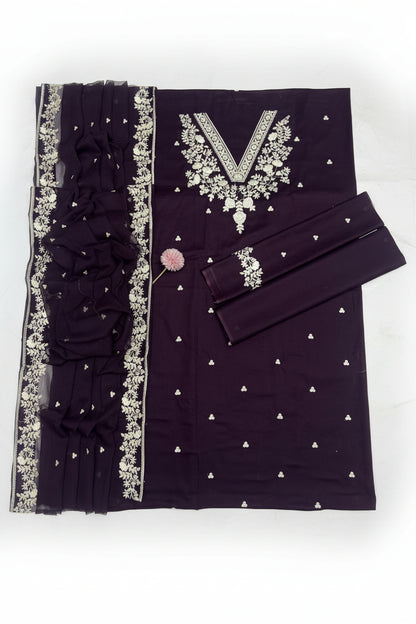 PEZWAAN Heavy Embroidered 3 Piece Lawn Suit – image 9 of 13