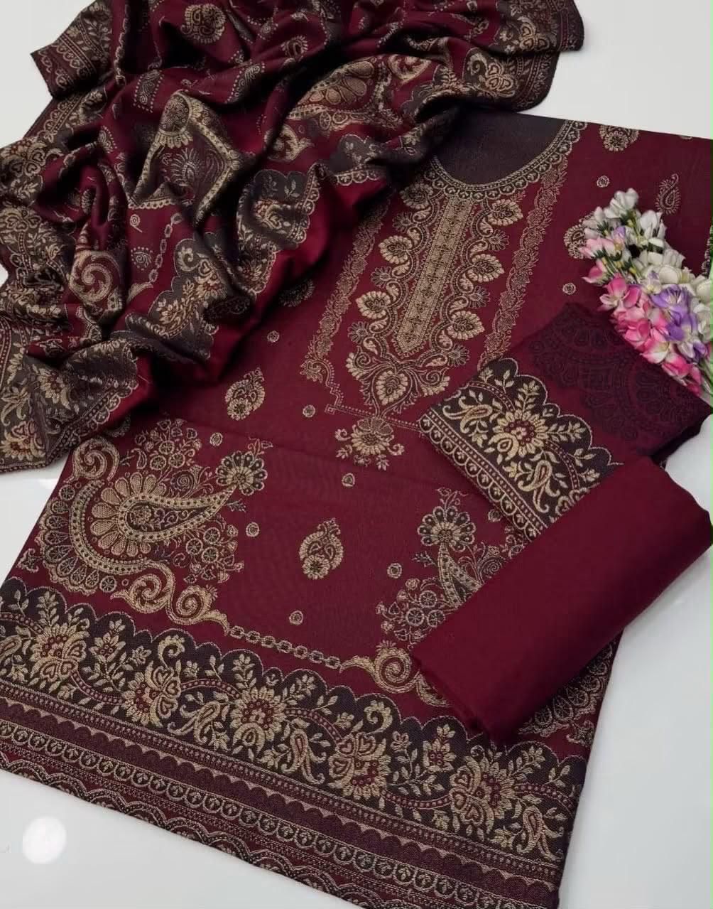 Pashmina Jacquard Printed 3 Piece Suit – image 8 of 10